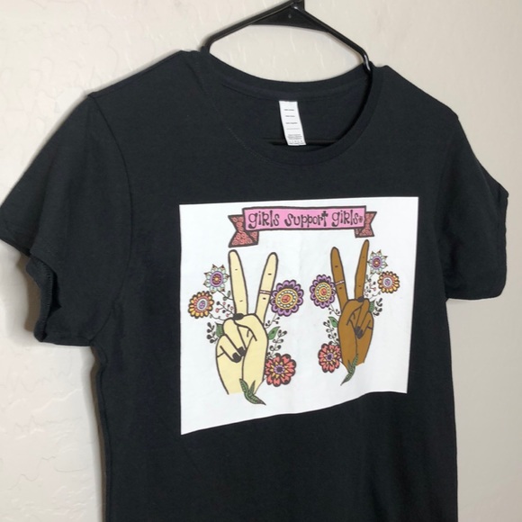 Girls Support Girls T-Shirts Crew Short Sleeves - Picture 2 of 6